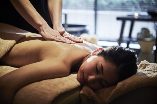 Spa-treatment_4-2048x1366