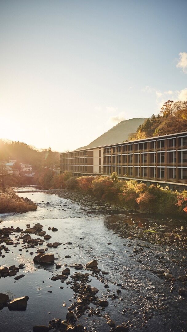 少しずつ色づき始めた木々が、秋の訪れを告げる季節🍂🍁
全室プライベート温泉付きの客室で、箱根の湯のぬくもりに包まれるひとときをお過ごしください♨️
 
Leaves are changing colours, stress is calling…
and we say: ignore it and jump in the onsen! 🍂🛀
Hakone’s warmth > everything else. ♨️✨
Agree? 😉
——
#hotelindigohakonegora
#hotelindigo #ihghotels
#hakone #onsen #japantrip
#箱根旅行 #温泉