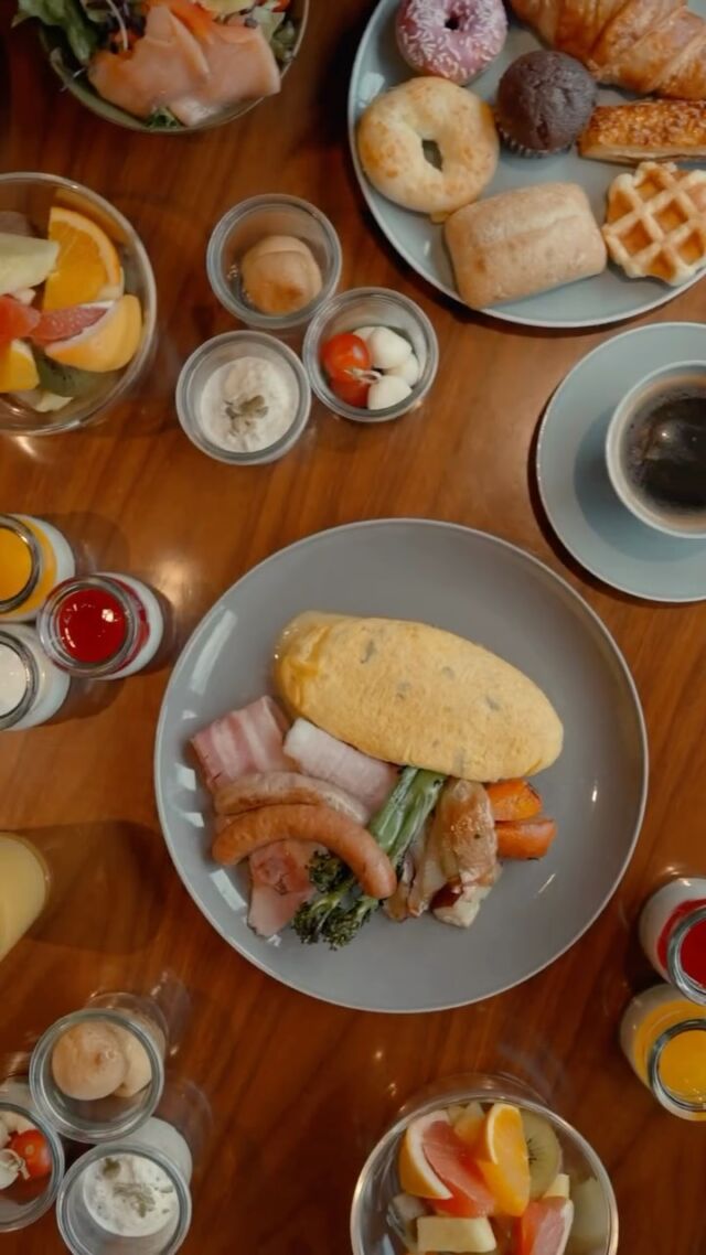 🍃 箱根の自然と伝統に包まれる、やさしいホテルステイ。
客室温泉や足湯でほっとひと息。
彩り豊かな朝食ビュッフェとともに、心ほどける朝を。♨🥐
👉 ご宿泊の詳細はプロフィールリンクから
@hotelindigohakonegora
 
🌿 A serene stay inspired by the nature and traditions of Hakone.
Relax in your private in-room onsen or enjoy a calming foot bath,
then wake up to a colorful and nourishing breakfast buffet. 🛀🍽️🍓
👉 Discover more via the link in our bio
@hotelindigohakonegora
 
——
#hotelindigohakonegora
#hakone #gora
#箱根旅行 #足湯