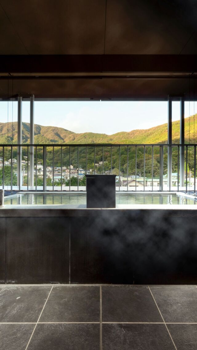 箱根の自然に包まれ、心ほどけるひととき。🌿
 
温泉に身をゆだね、薪火料理を味わう夜。
朝は、ビュッフェスタイルで好きなものを好きなだけ。
 
自分を整える、癒しの旅へ。♨️
 
 
A moment to unwind, surrounded by Hakone’s nature. 🌿 
Surrender to the onsen, and savor a night of wood-fired cuisine. 
In the morning, enjoy your favorites freely at the buffet. 
A retreat to reset and unwind. ♨️
——
#hotelindigohakonegora
#hakone #onsen